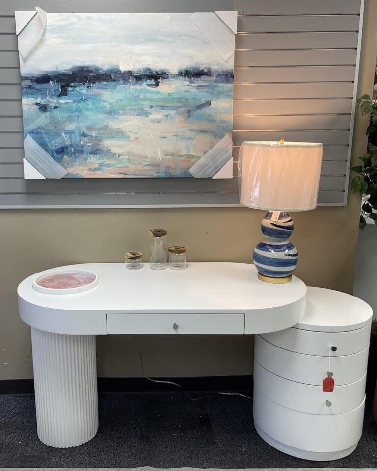 Universal Vanity